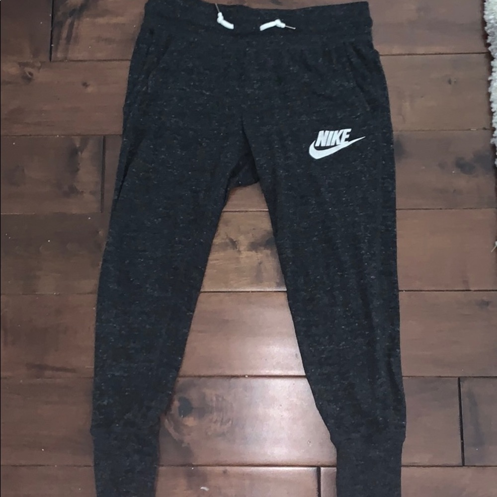 Nike joggers